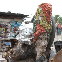 2.2.3_Haiti_Art_Bottle_Top_Headpiece